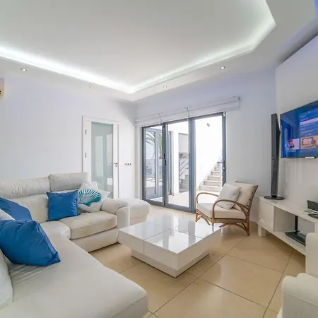 Casa Playa Vista * Playa Blanca