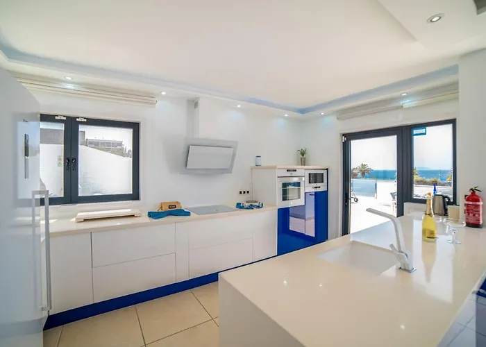 Casa Playa Vista Villa